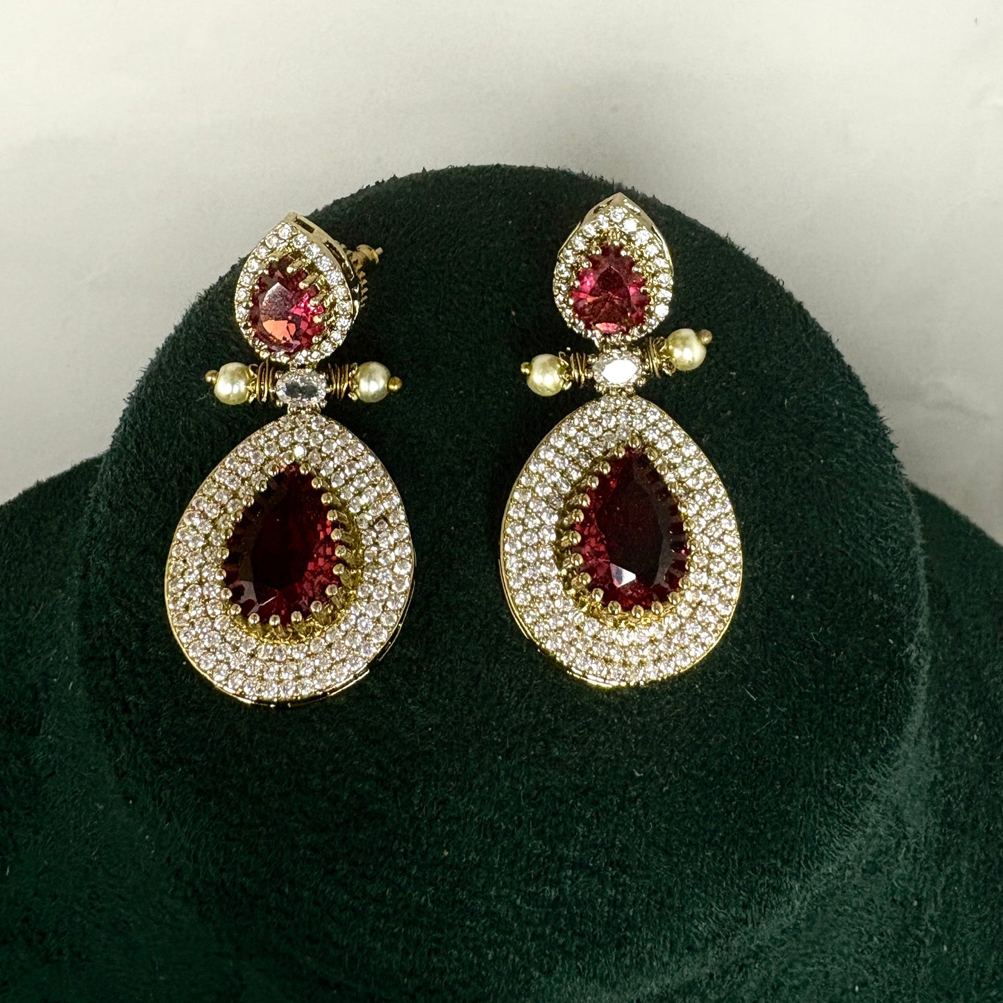 Victoria Necklace