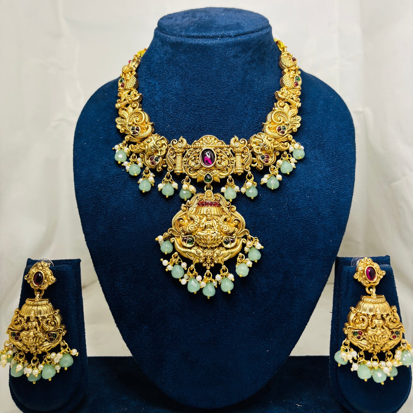 Shivakami Necklace