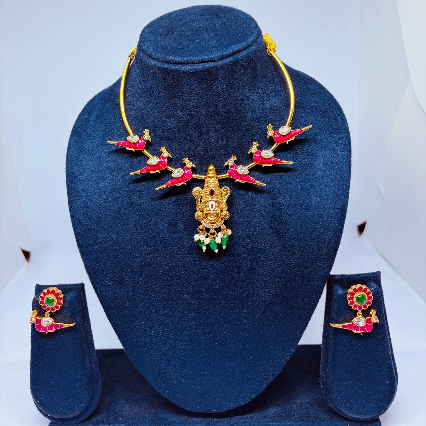 Ishwar Pendant